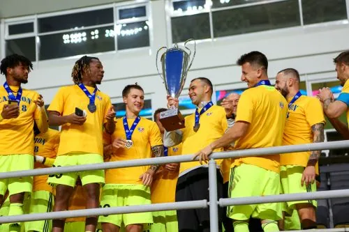 Чемпионство и домашняя серия в Европе